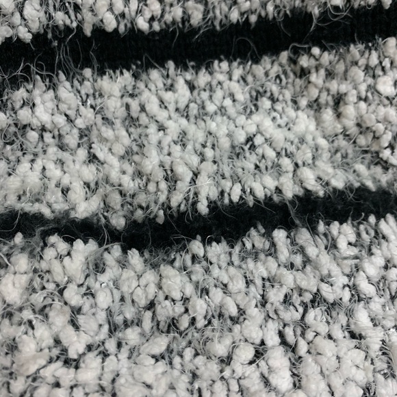 Striped Calvin Klein Sweater - Picture 3 of 3